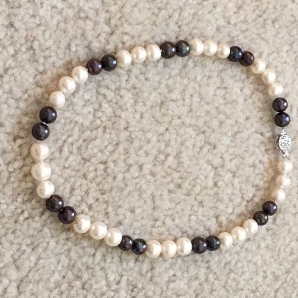 Custom made black and white pearl necklace.